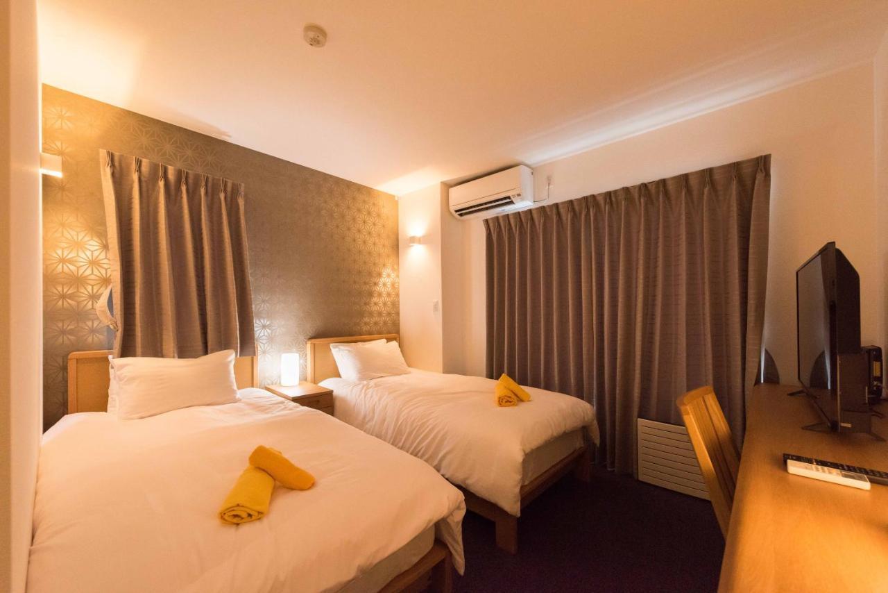Serorin Light Hotel Tokyo Exterior photo