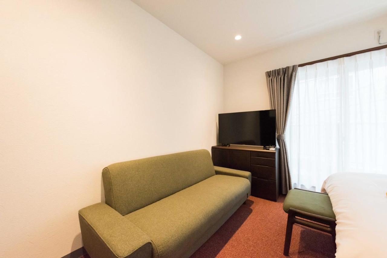 Serorin Light Hotel Tokyo Exterior photo